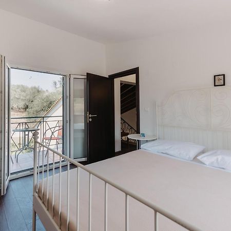 Villa Varka Vitalades Exterior photo
