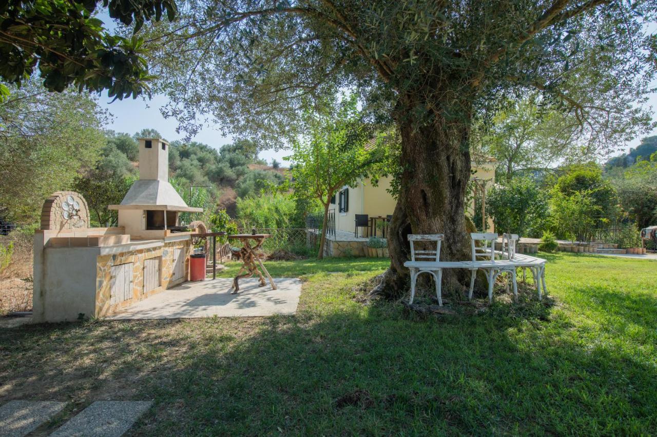 Villa Varka Vitalades Exterior photo