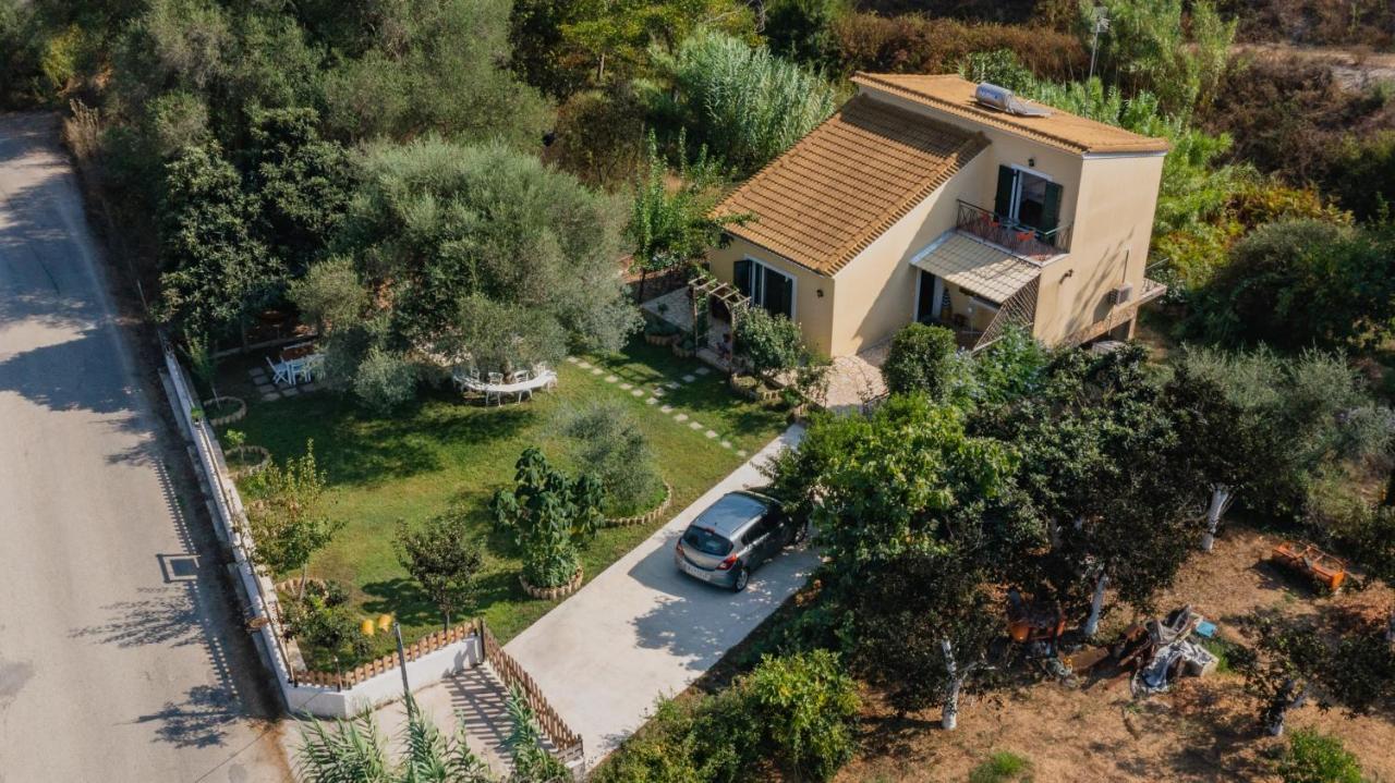 Villa Varka Vitalades Exterior photo